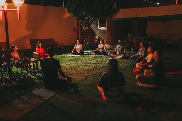 Master Your Makeup: Create Flawless Looks with These 5 Essential Products!